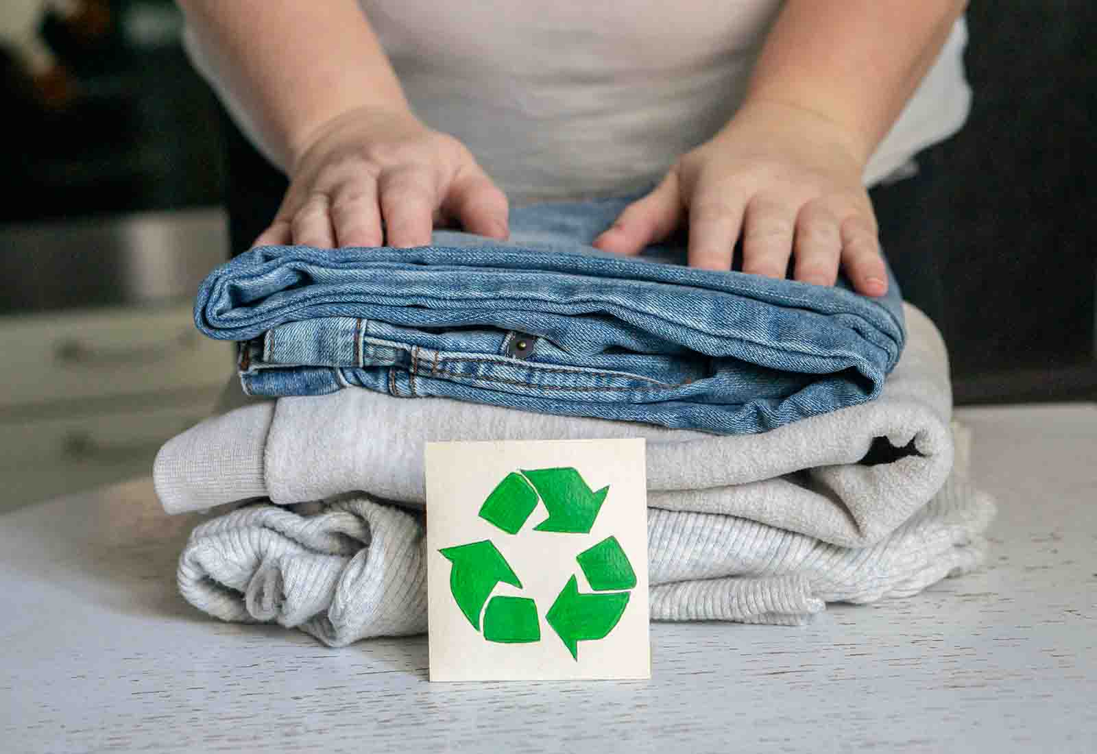 Moda9 Biodegradable Ropa Biodegradable: Materiales Sostenibles